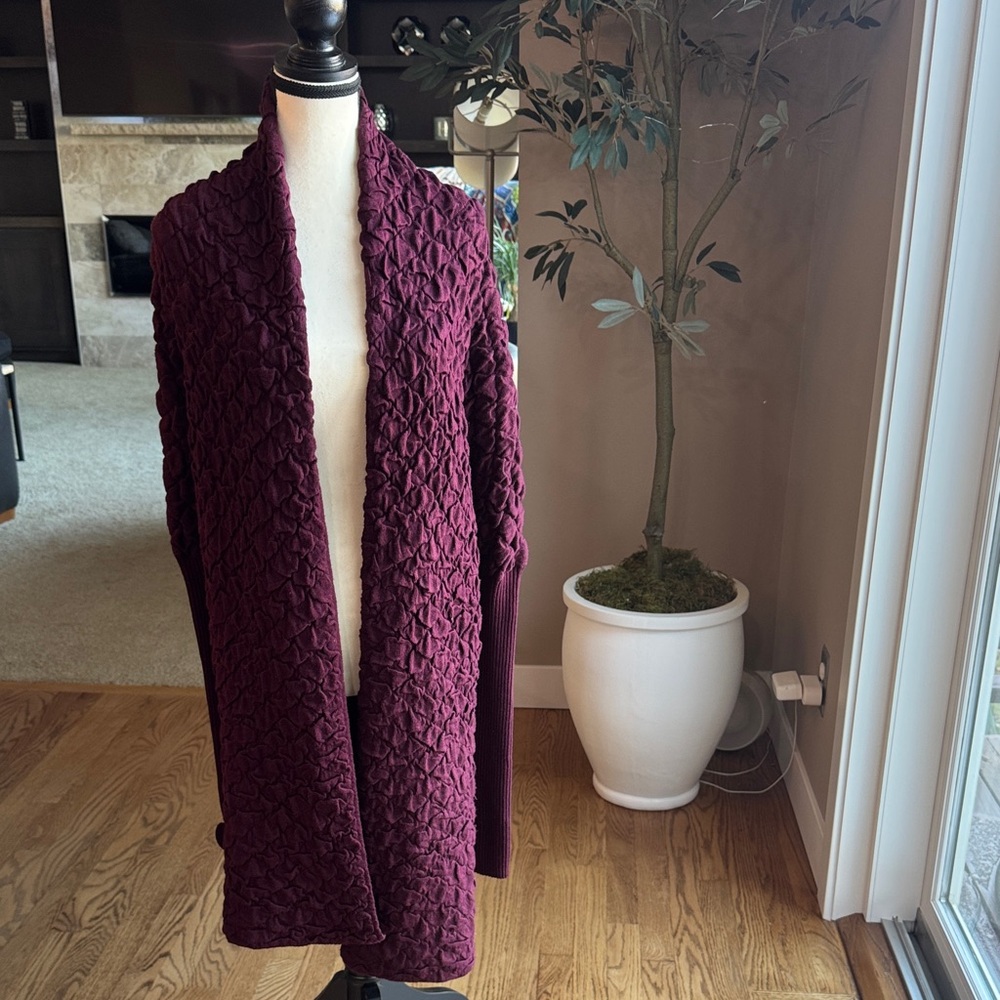 Quilted Open-Front Women's Cardigan in Deep Wine